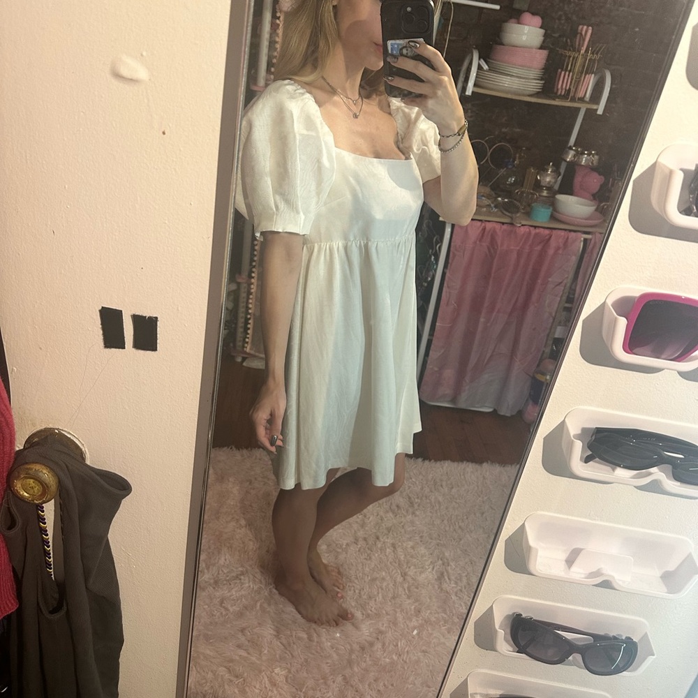 NWOT Alice + Olivia white dress - Picture 3 of 7